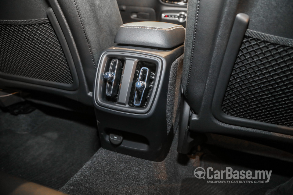 Volvo XC40 Recharge Electric Mk1 (2022) Interior