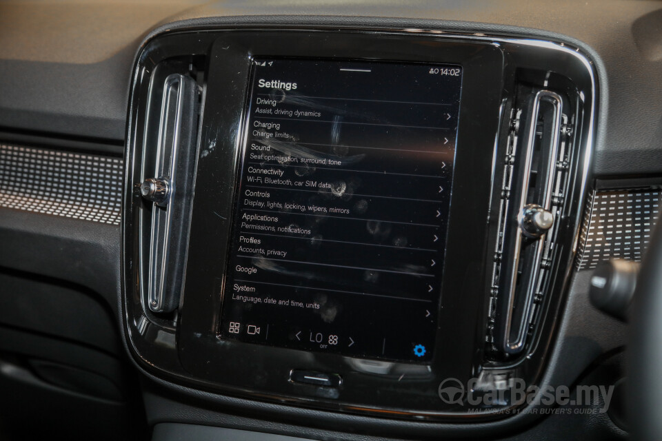 Volvo XC40 Recharge Electric Mk1 (2022) Interior