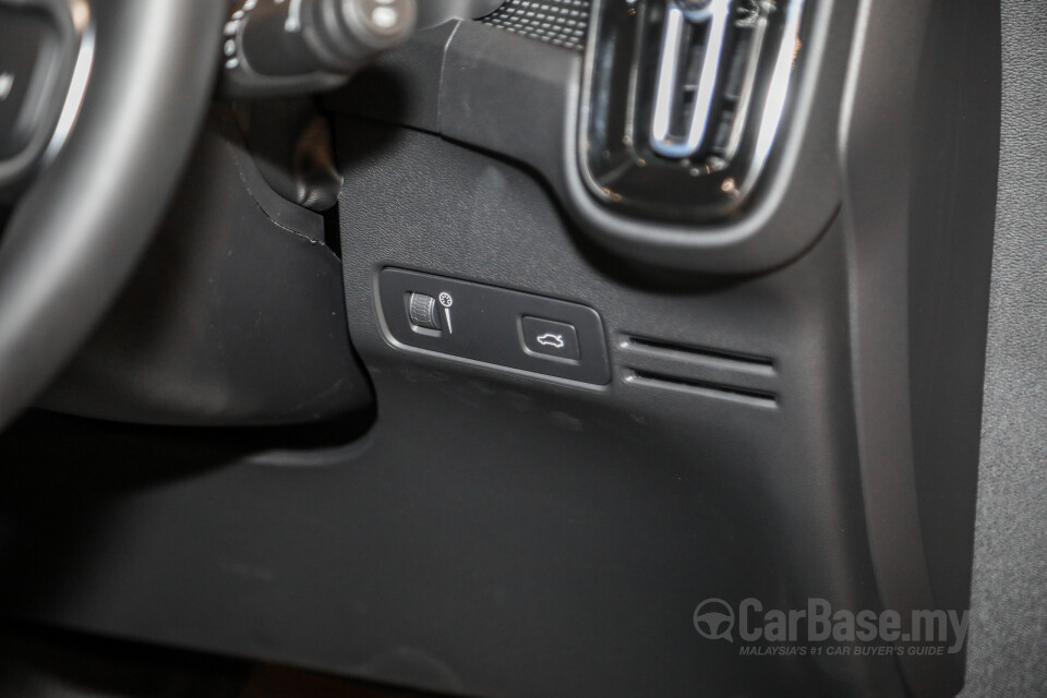 Volvo XC40 Recharge Electric Mk1 (2022) Interior