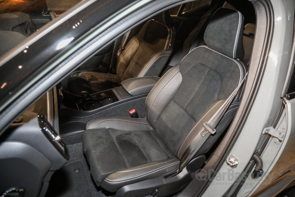 Volvo XC40 Recharge Electric Mk1 (2022) Interior