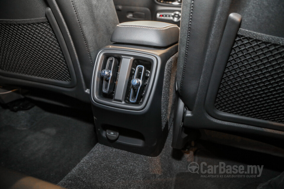Volvo XC40 Recharge Electric Mk1 (2022) Interior