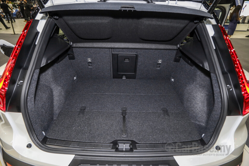Volvo XC40 Recharge Electric Mk1 (2022) Interior