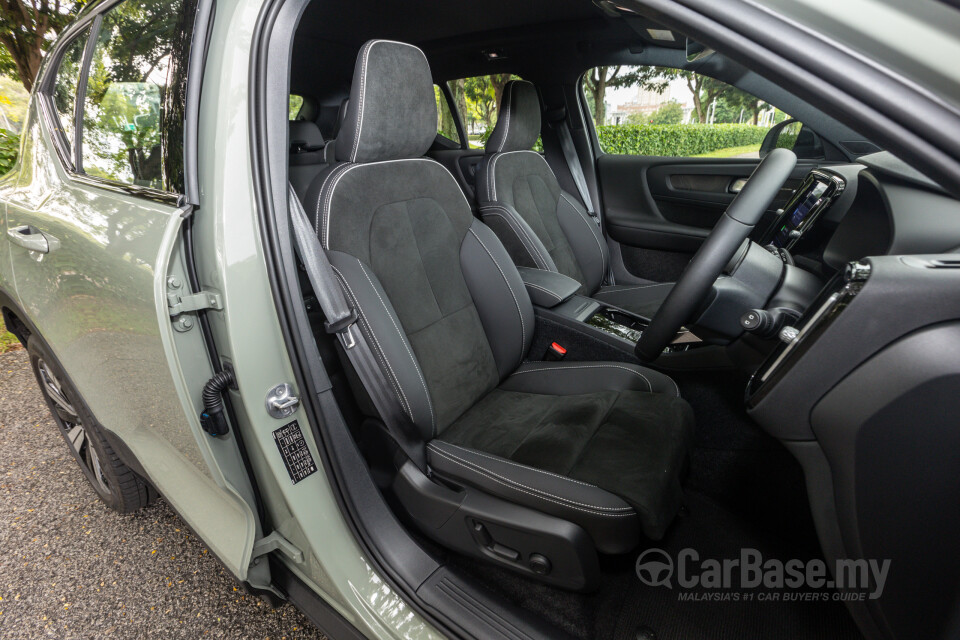 Volvo XC40 Recharge Electric Mk1 (2022) Interior