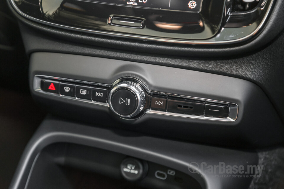 Volvo EC40 Gen1 (2022) Interior