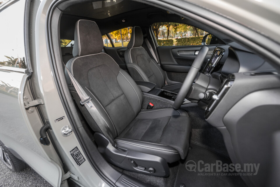 Volvo EC40 Gen1 (2022) Interior