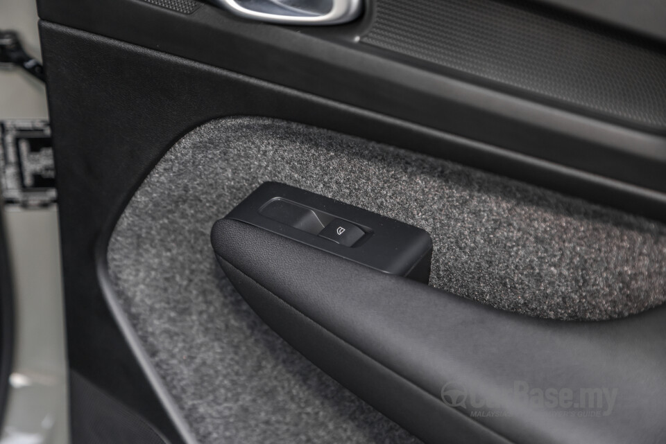 Volvo EC40 Gen1 (2022) Interior