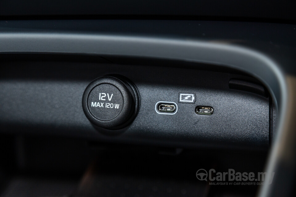 Volvo EC40 Gen1 (2022) Interior