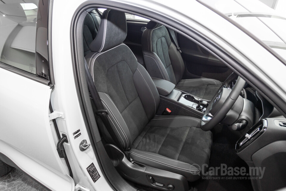 Volvo EC40 Gen1 (2022) Interior