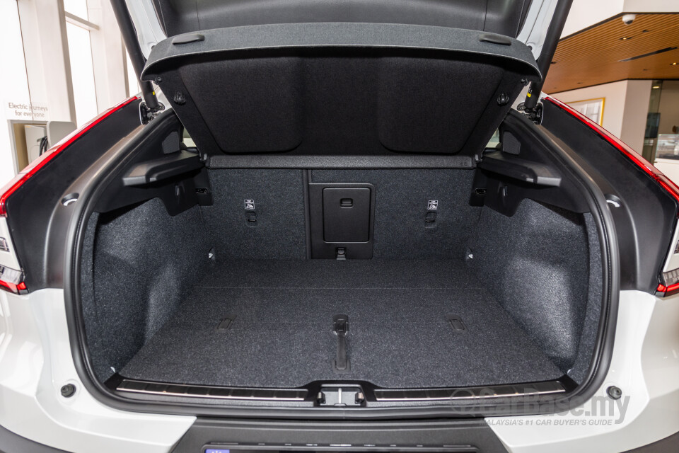 Volvo EC40 Gen1 (2022) Interior