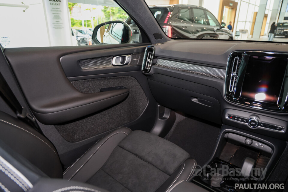 Volvo EC40 Gen1 (2022) Interior