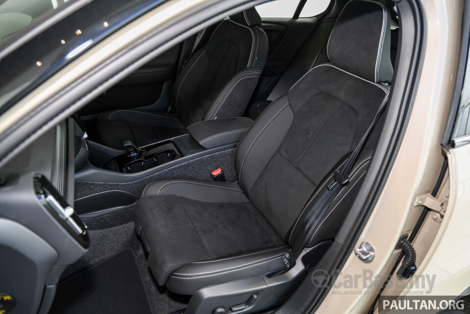 Volvo EC40 Gen1 (2022) Interior