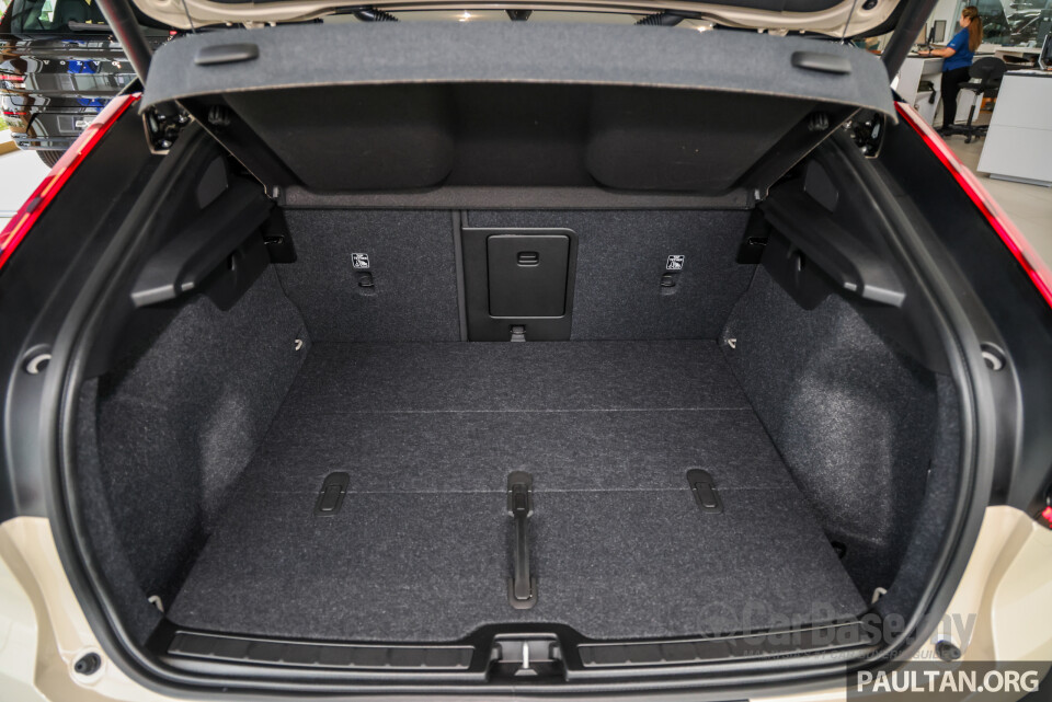 Volvo EC40 Gen1 (2022) Interior