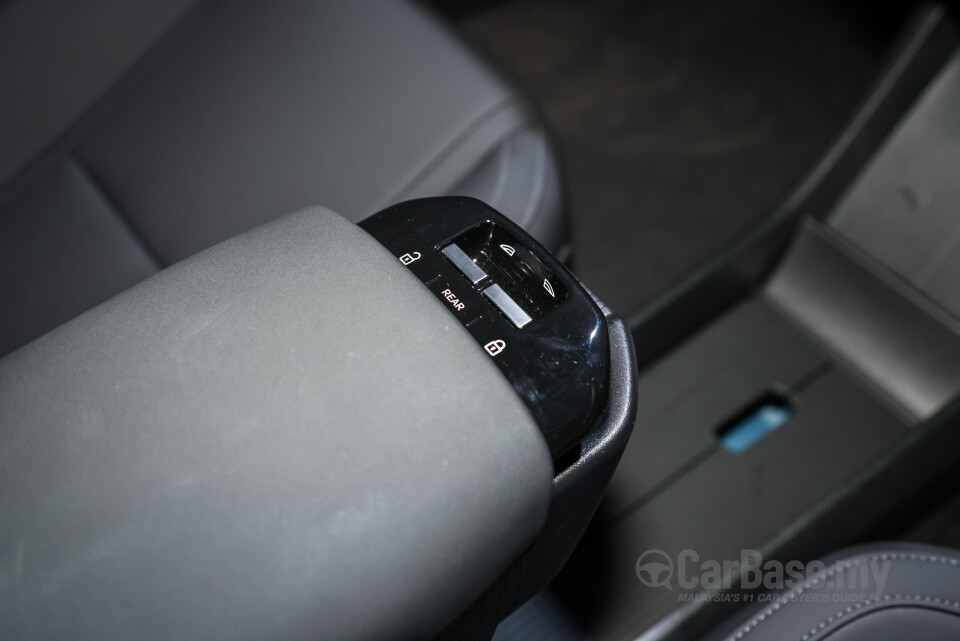 Volvo EX30 EK (2024) Interior