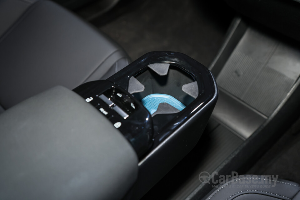 Volvo EX30 EK (2024) Interior