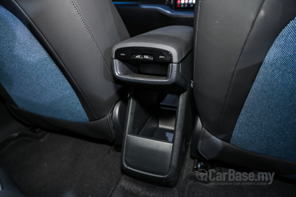 Volvo EX30 EK (2024) Interior