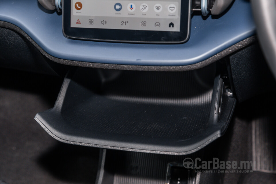 Volvo EX30 EK (2024) Interior