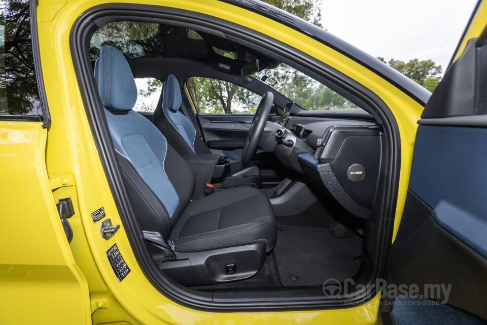 Volvo EX30 EK (2024) Interior