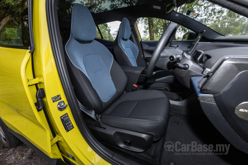 Volvo EX30 EK (2024) Interior