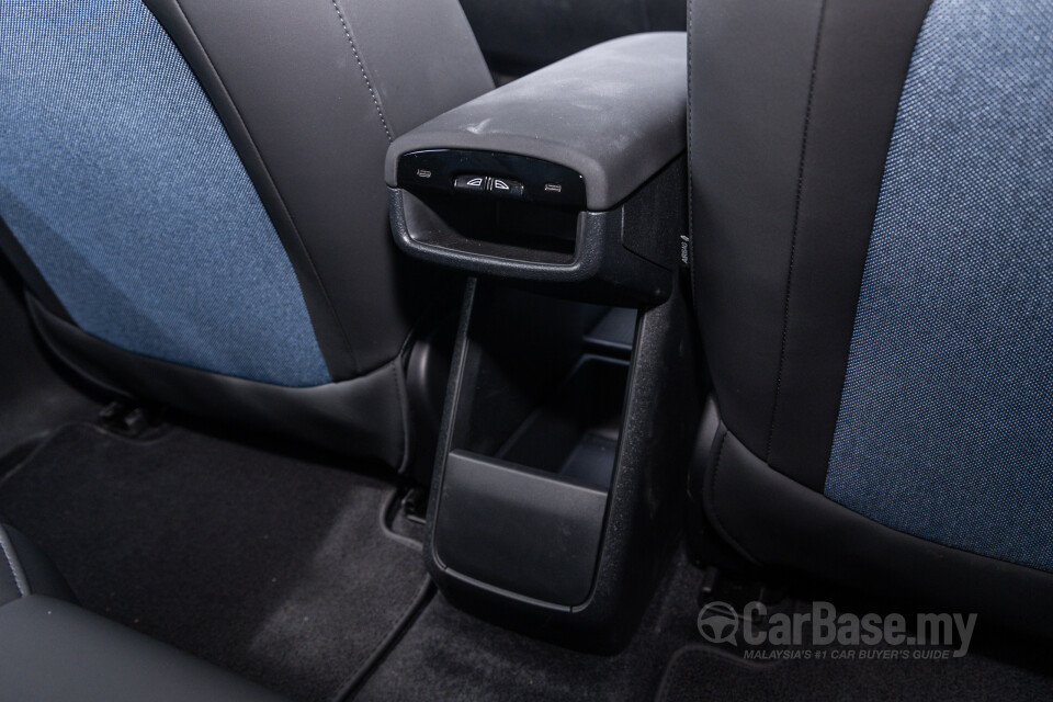 Volvo EX30 EK (2024) Interior