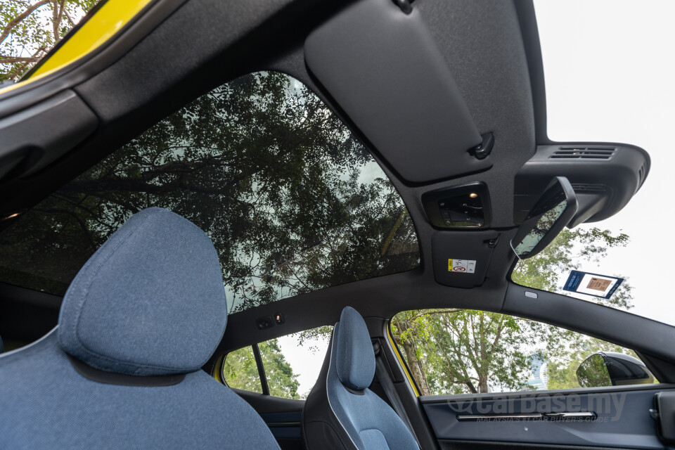 Volvo EX30 EK (2024) Interior