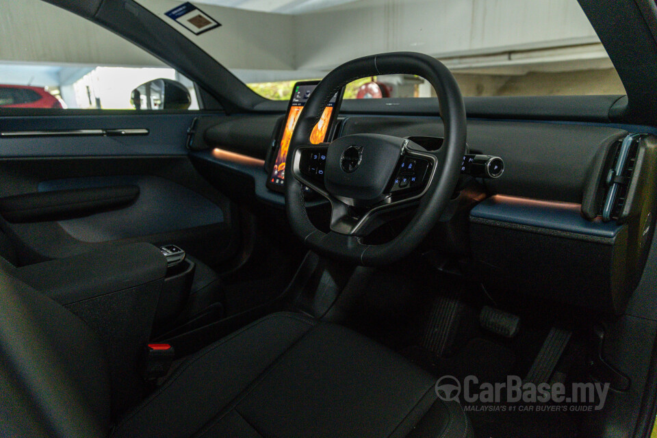 Volvo EX30 EK (2024) Interior