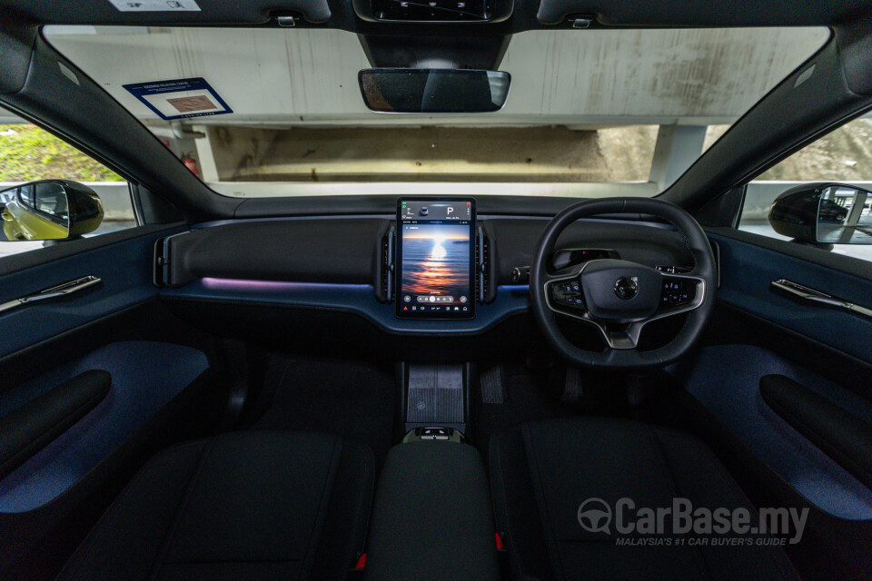 Volvo EX30 EK (2024) Interior