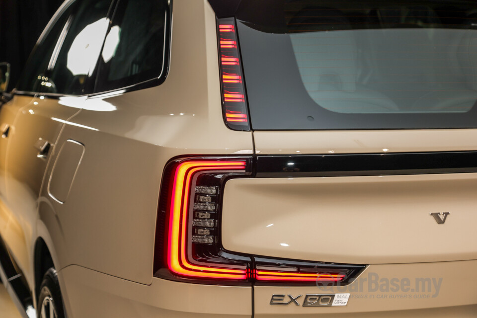 Volvo EX90 EE (2025) Exterior