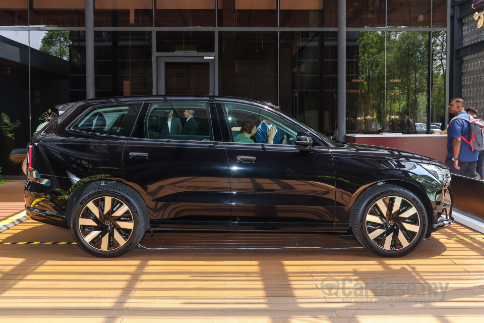 Volvo EX90 EE (2025) Exterior