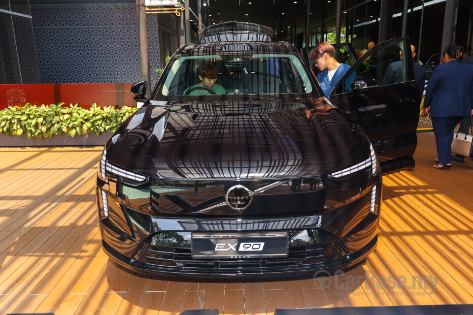 Volvo EX90 EE (2025) Exterior