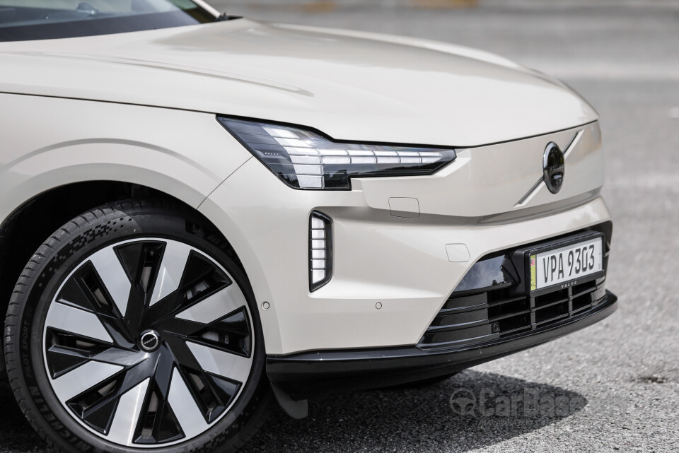 Volvo EX90 EE (2025) Exterior