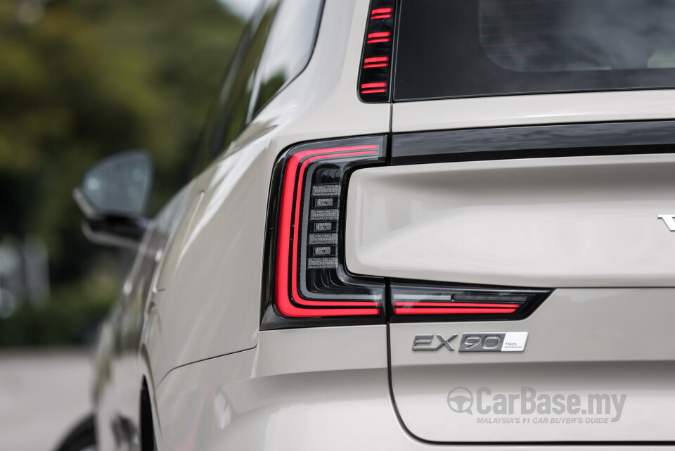 Volvo EX90 EE (2025) Exterior