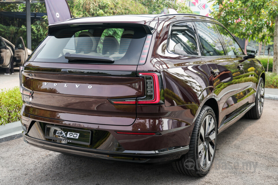 Volvo EX90 EE (2025) Exterior