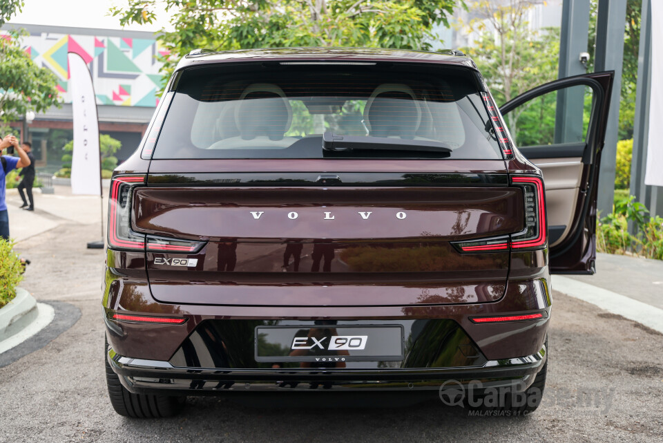 Volvo EX90 EE (2025) Exterior