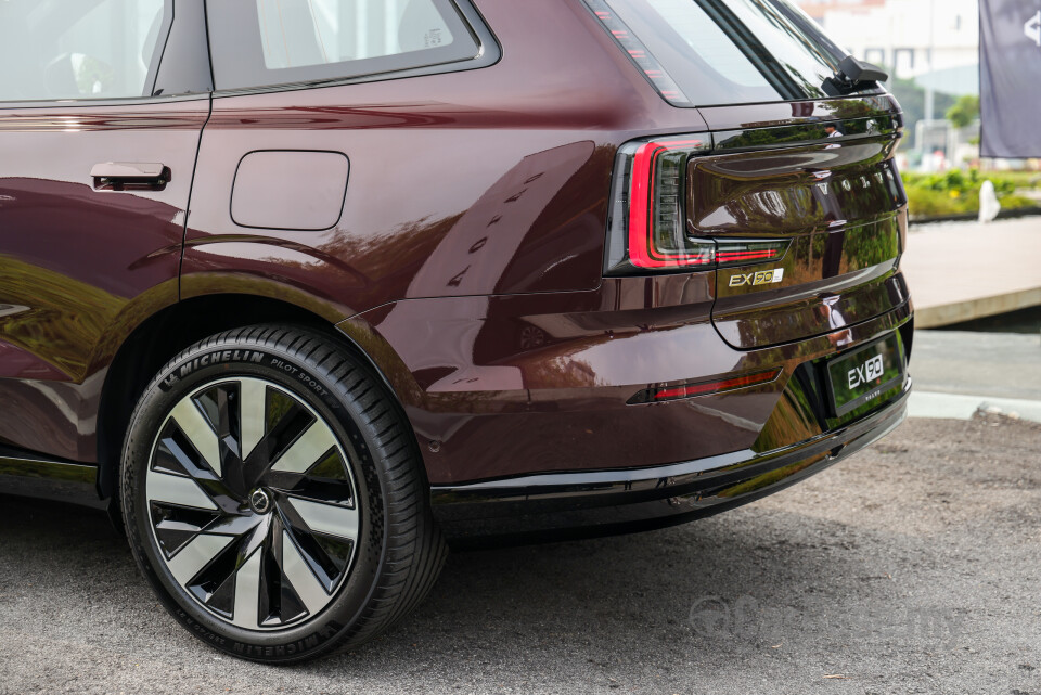 Volvo EX90 EE (2025) Exterior