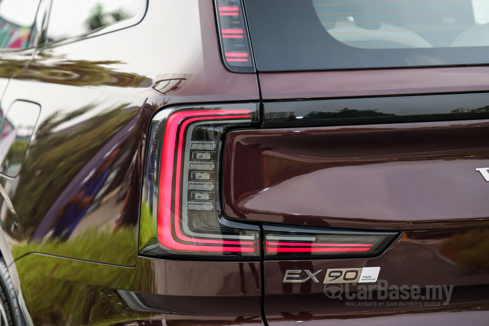 Volvo EX90 EE (2025) Exterior