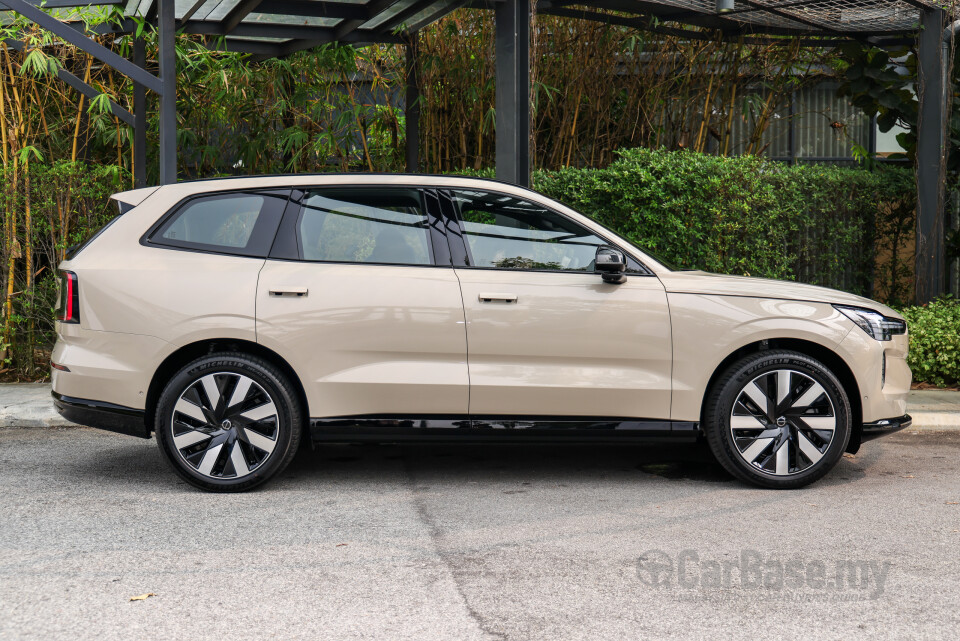 Volvo EX90 EE (2025) Exterior