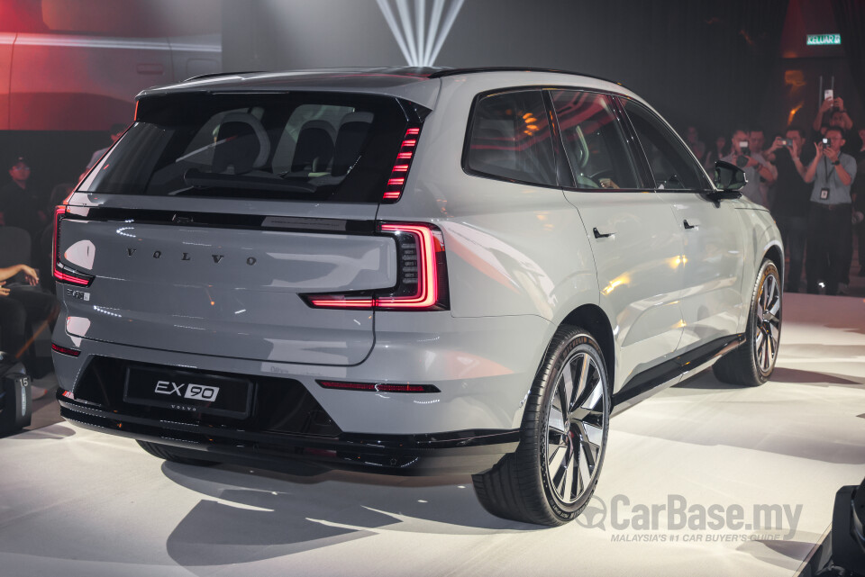 Volvo EX90 EE (2025) Exterior
