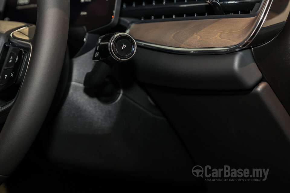 Volvo EX90 EE (2025) Interior