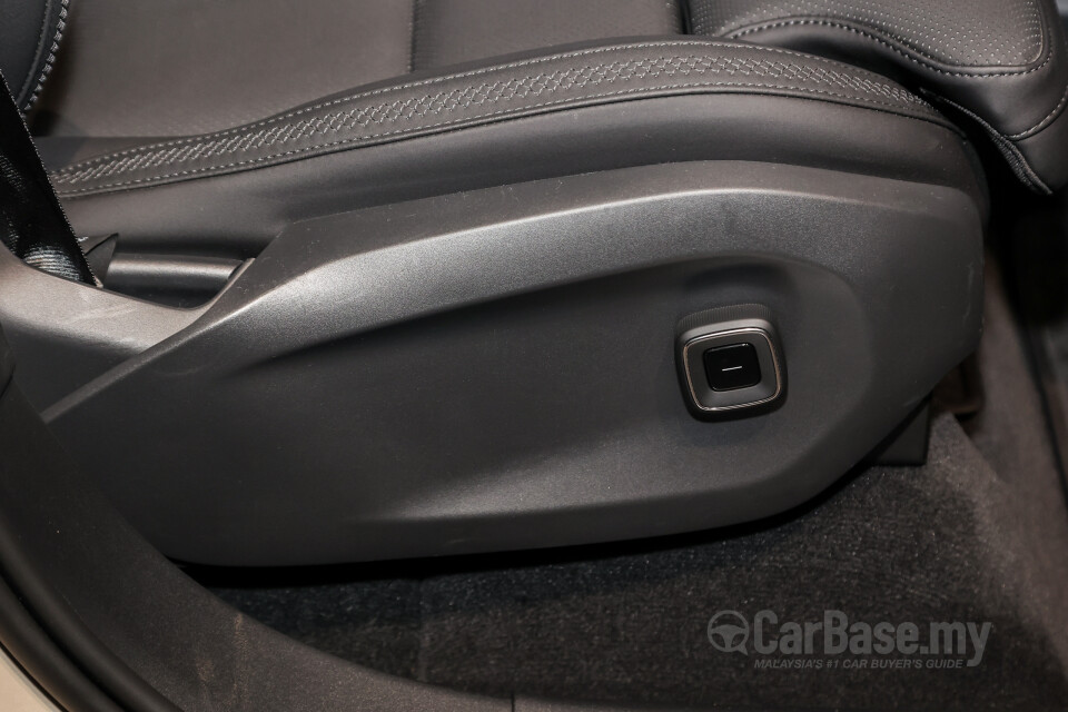 Volvo EX90 EE (2025) Interior