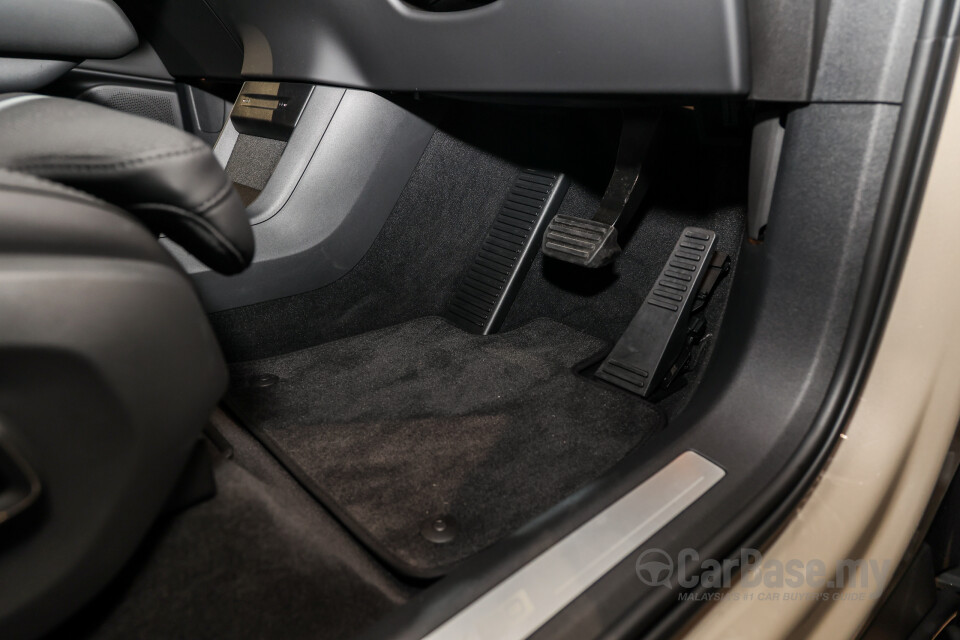 Volvo EX90 EE (2025) Interior