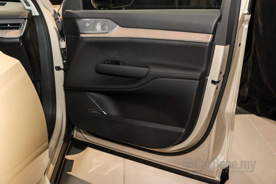 Volvo EX90 EE (2025) Interior