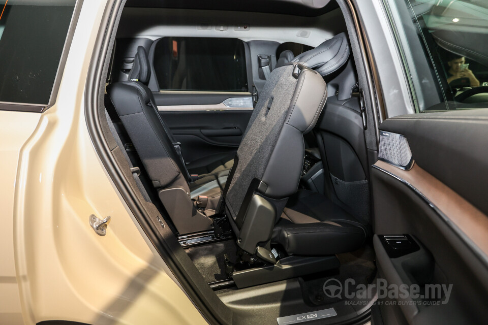 Volvo EX90 EE (2025) Interior