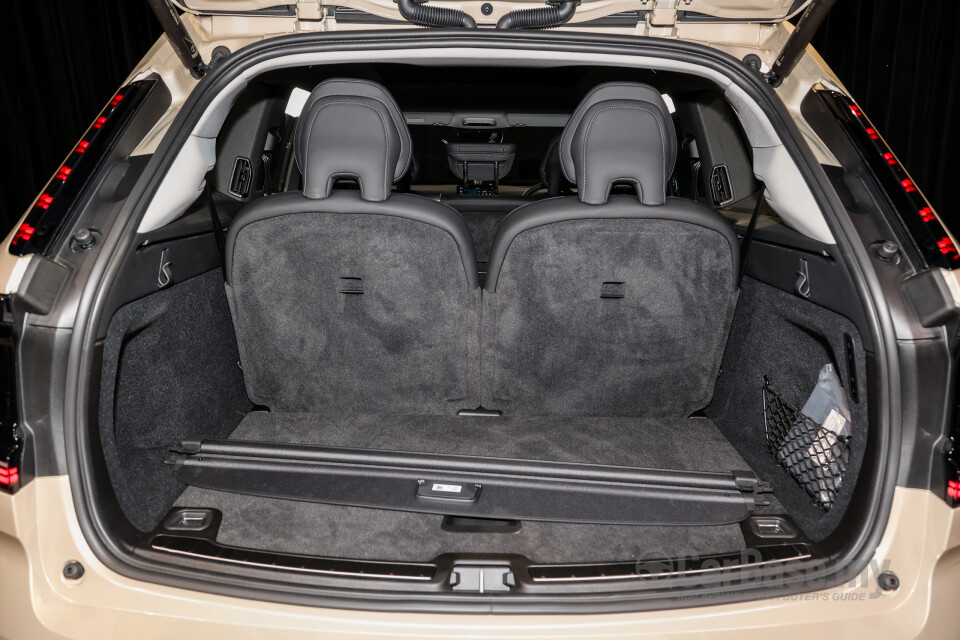 Volvo EX90 EE (2025) Interior