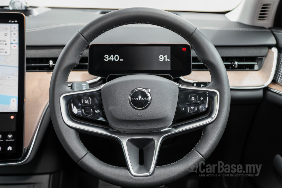 Volvo EX90 EE (2025) Interior