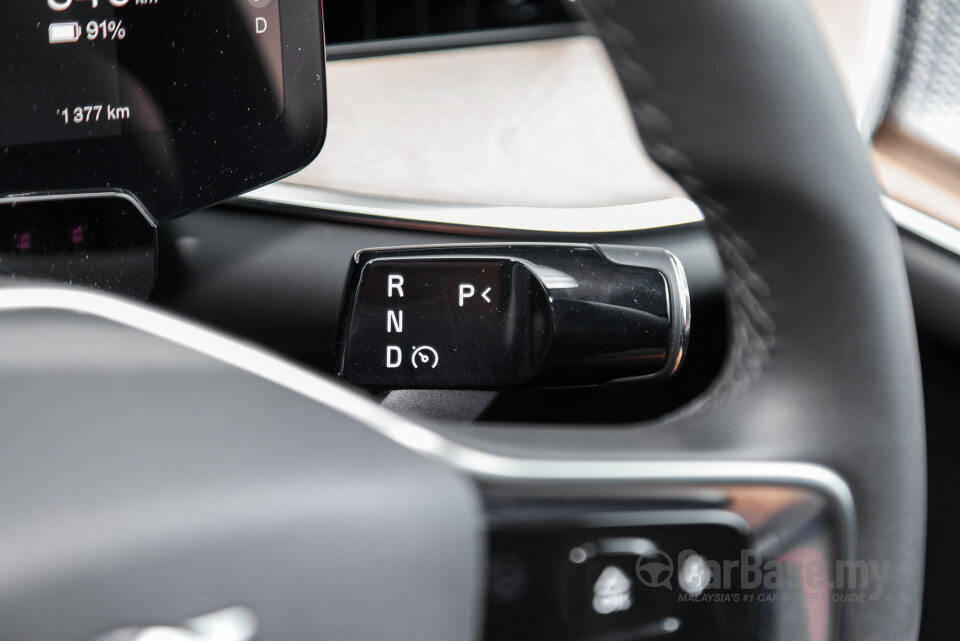 Volvo EX90 EE (2025) Interior