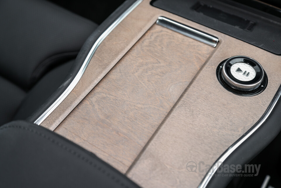 Volvo EX90 EE (2025) Interior