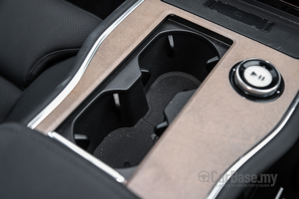 Volvo EX90 EE (2025) Interior