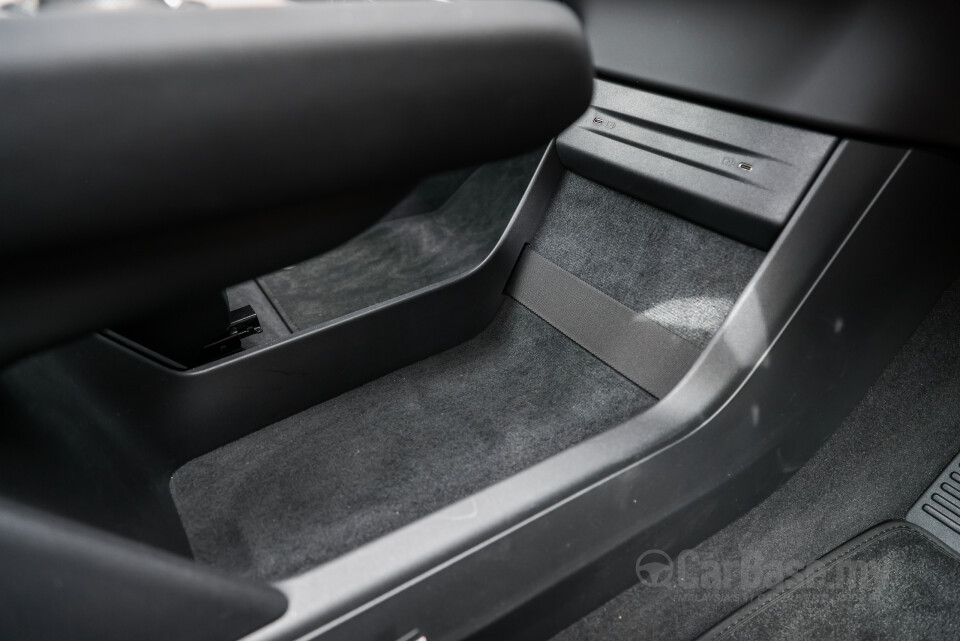 Volvo EX90 EE (2025) Interior