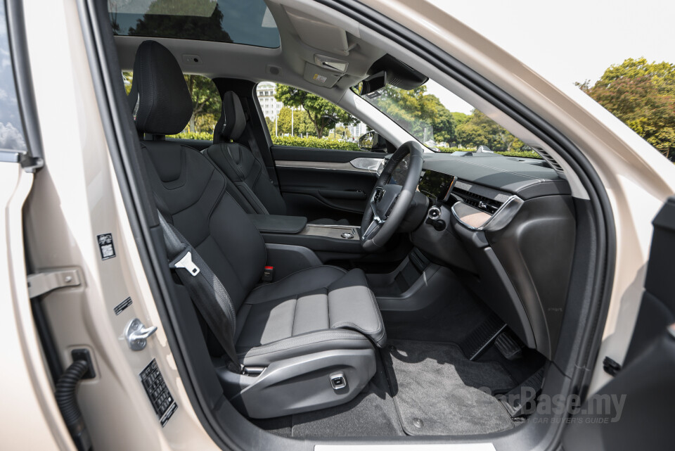 Volvo EX90 EE (2025) Interior