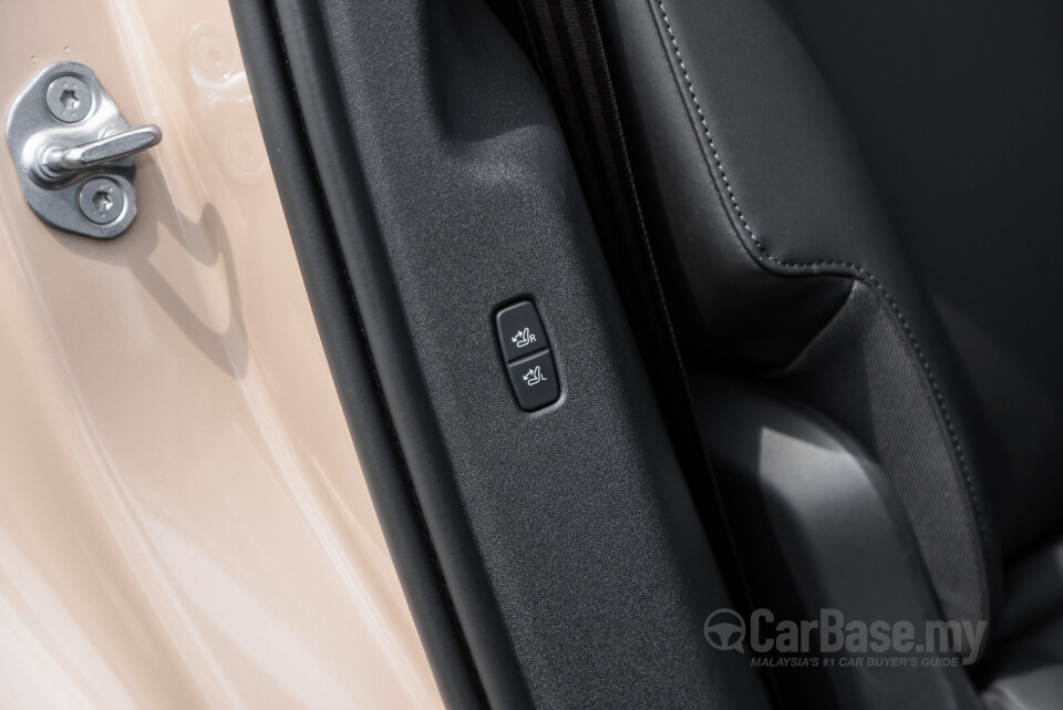Volvo EX90 EE (2025) Interior